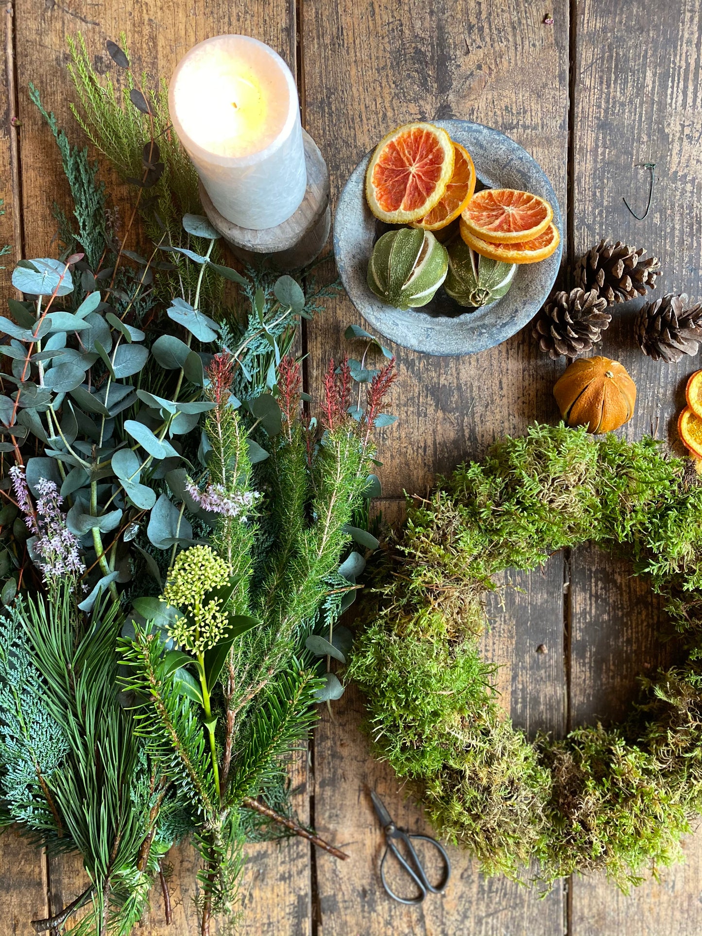 Luxury Mossed and Mixed Foliage Wreath Kit